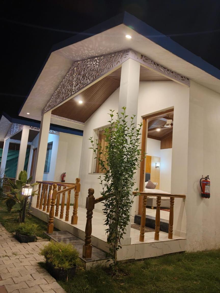 Corbett Jungle Breeze Resort Rāmnagar Exterior foto